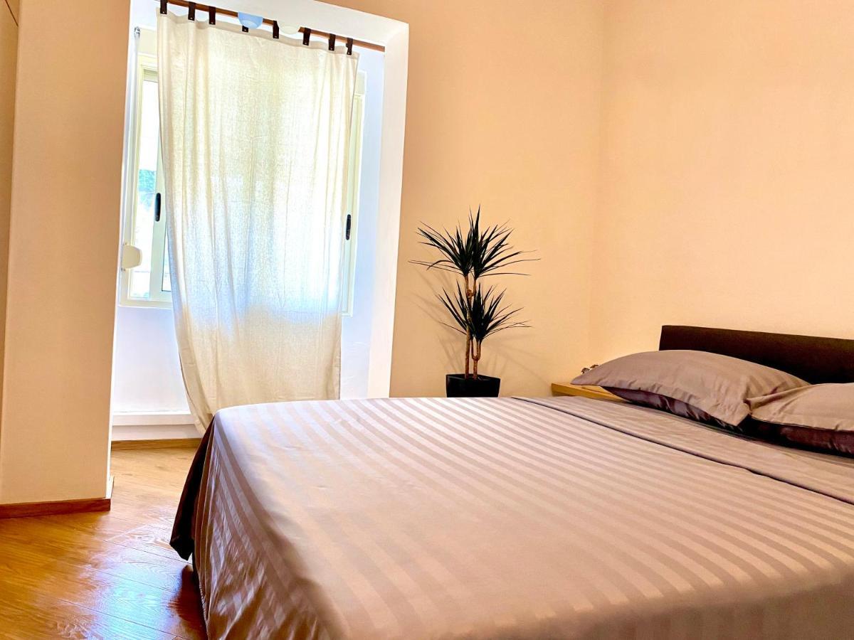 Luxury Apartments In City Center Драч Екстериор снимка
