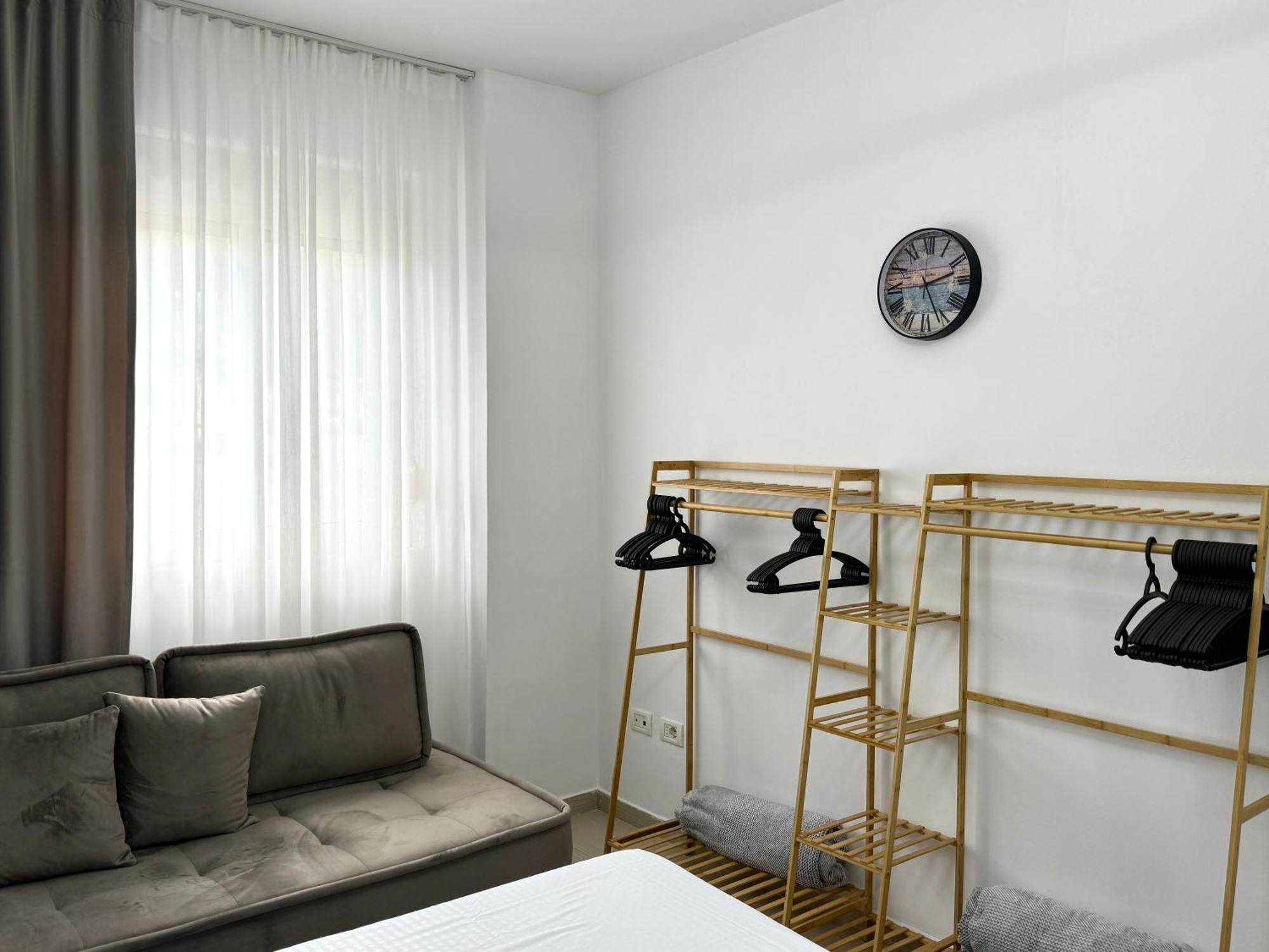 Luxury Apartments In City Center Драч Екстериор снимка